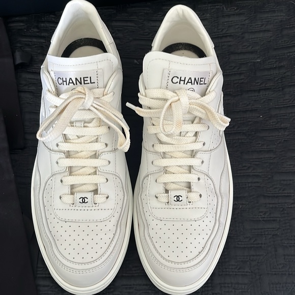 White Chanel sneakers 2024 - Picture 5 of 5